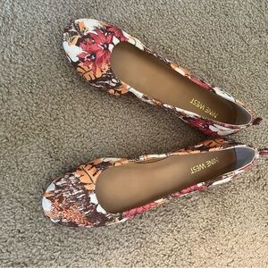 Nine West Women's Floral Flats - Brown and Orange
